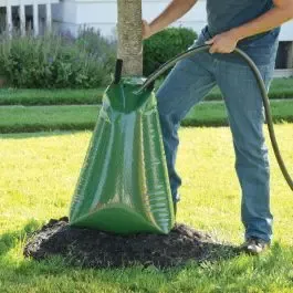 ArborRain™ Tower Tree and Plant Hydrator, 20 Gallons by A.M. Leonard