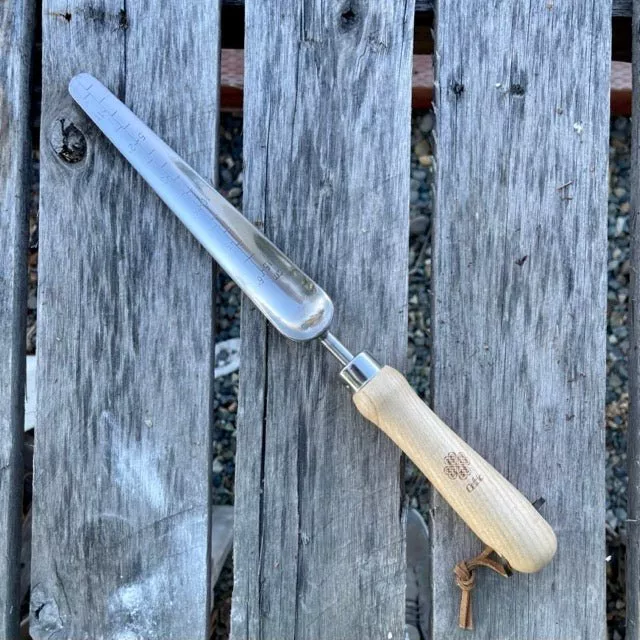 Garden Widger & Transplanting Seeding Tool - Stainless and Hardwood