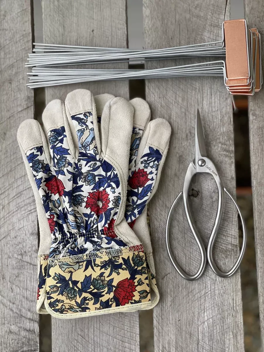 Gardening Gift Box - Gloves, Copper and Snips for the Gardener