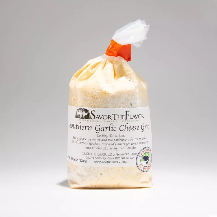 Southern Garlic Cheese Grits