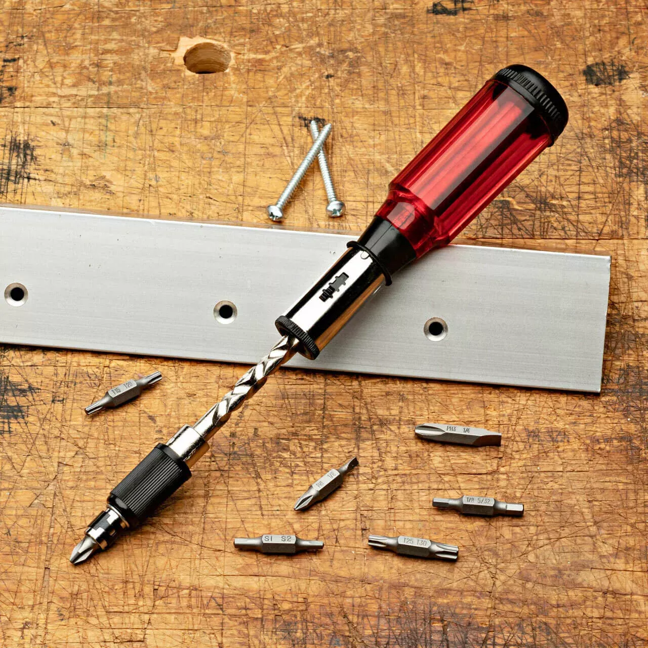Yankee Style Screwdriver in Durable Plastic
